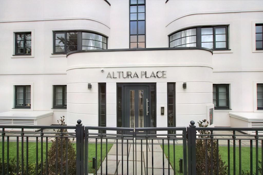 Additional image 20 of Stortford Road, Dunmow