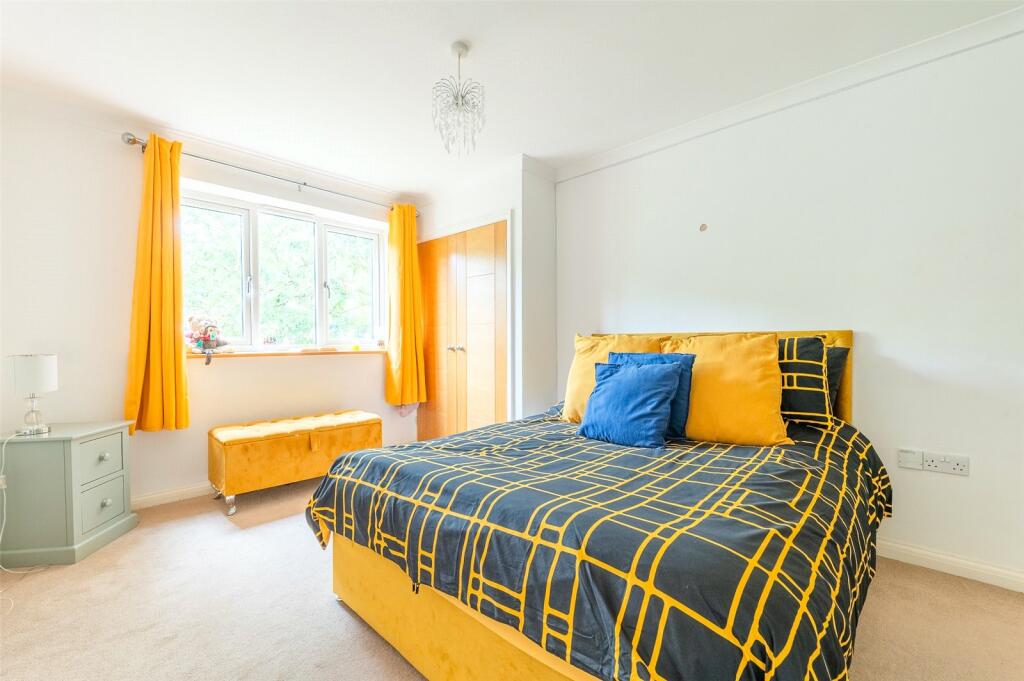 Additional image 13 of Croydon Road, CATERHAM, Surrey, CR3