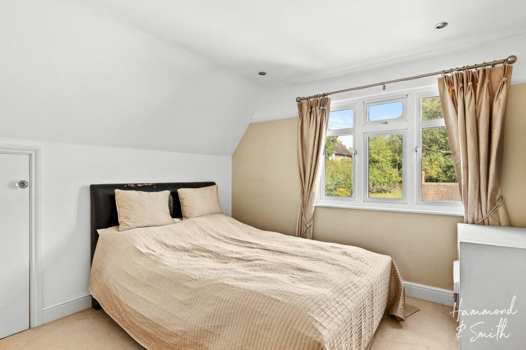 Additional image 13 of Mount End, Theydon Mount, CM16