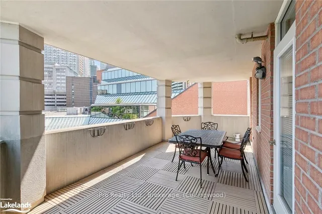 Additional image 23 of 20 COLLIER St Unit 502