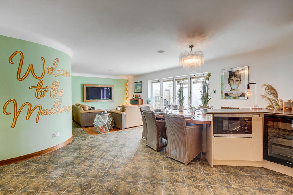 Additional image 26 of Cliff Way, Frinton-on-Sea