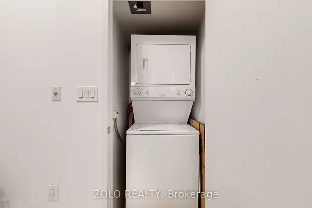 Additional image 29 of 25 Capreol Crt Unit 3306