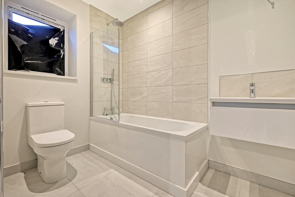 Additional image 9 of Mole Hill Green