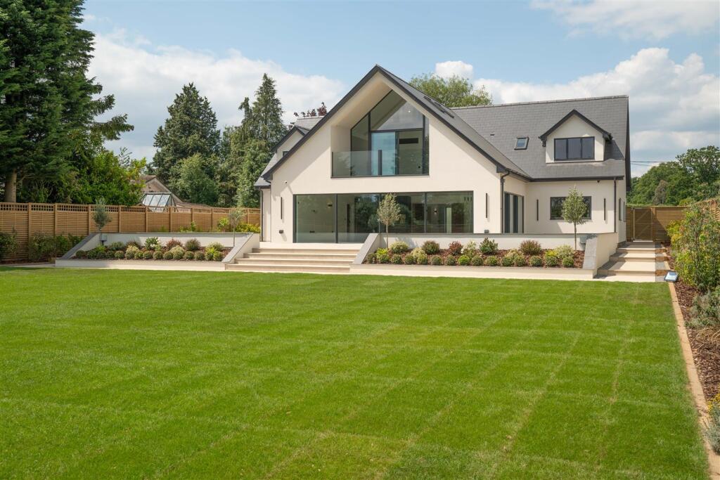 Additional image 29 of Broomhills Chase, Little Burstead, Billericay