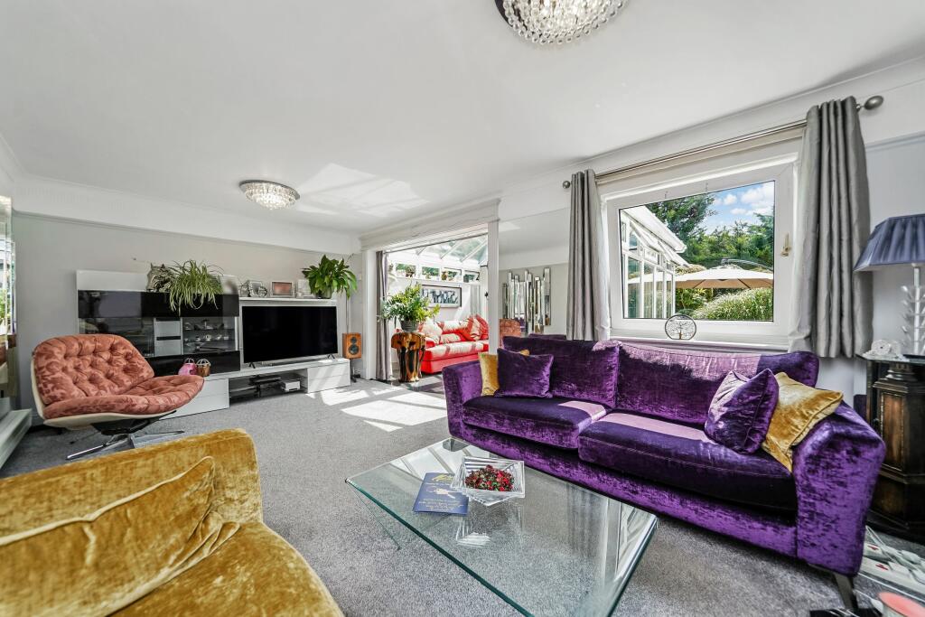Additional image 7 of The New House, Park Avenue, Hastingwood