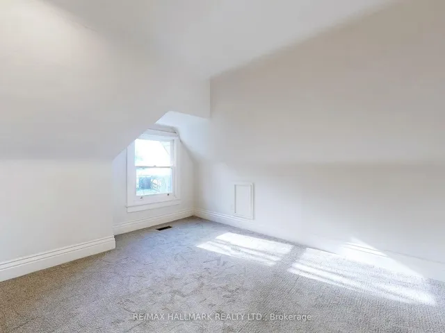 Additional image 31 of 86 Langley Ave