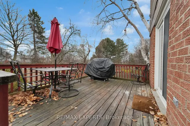 Additional image 36 of 10 Cassander Cres