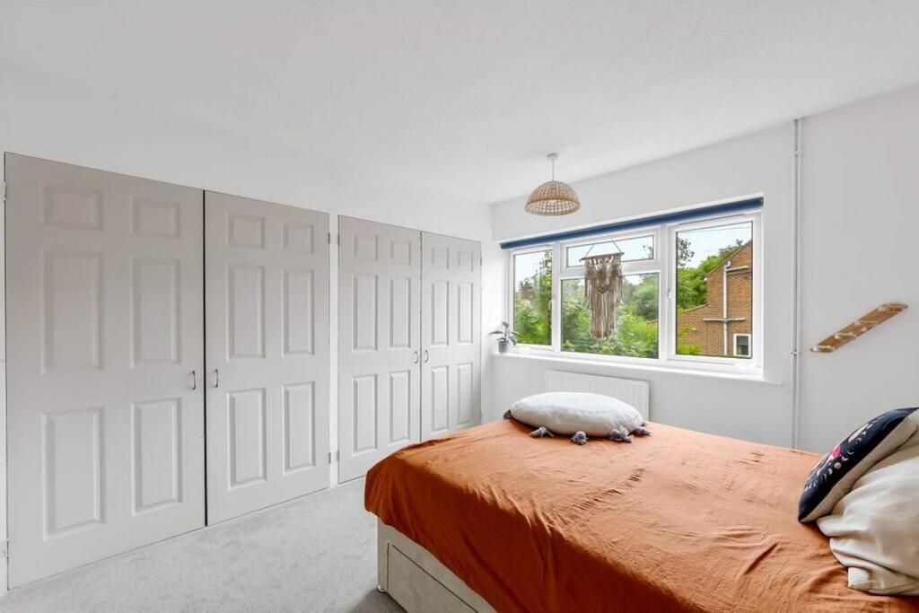 Additional image 6 of 6 Lime Grove, Warlingham, Surrey, CR6 9DB