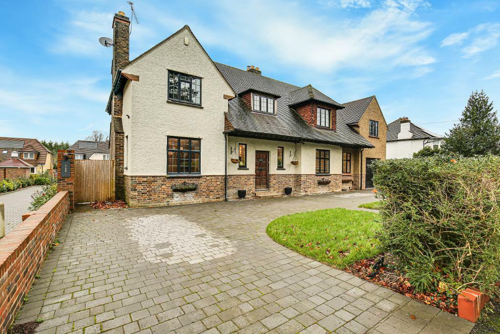 Additional image 32 of Arkwright Road, Sanderstead, Surrey, CR2 0LN