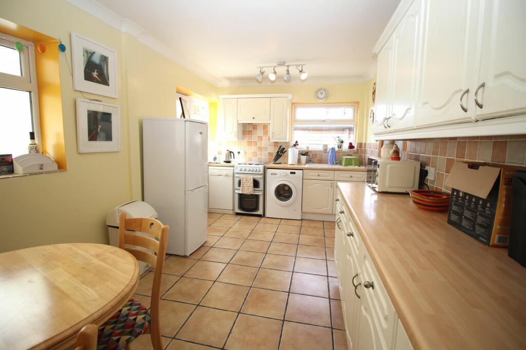 Additional image 4 of Viking Way, Holland-on-Sea