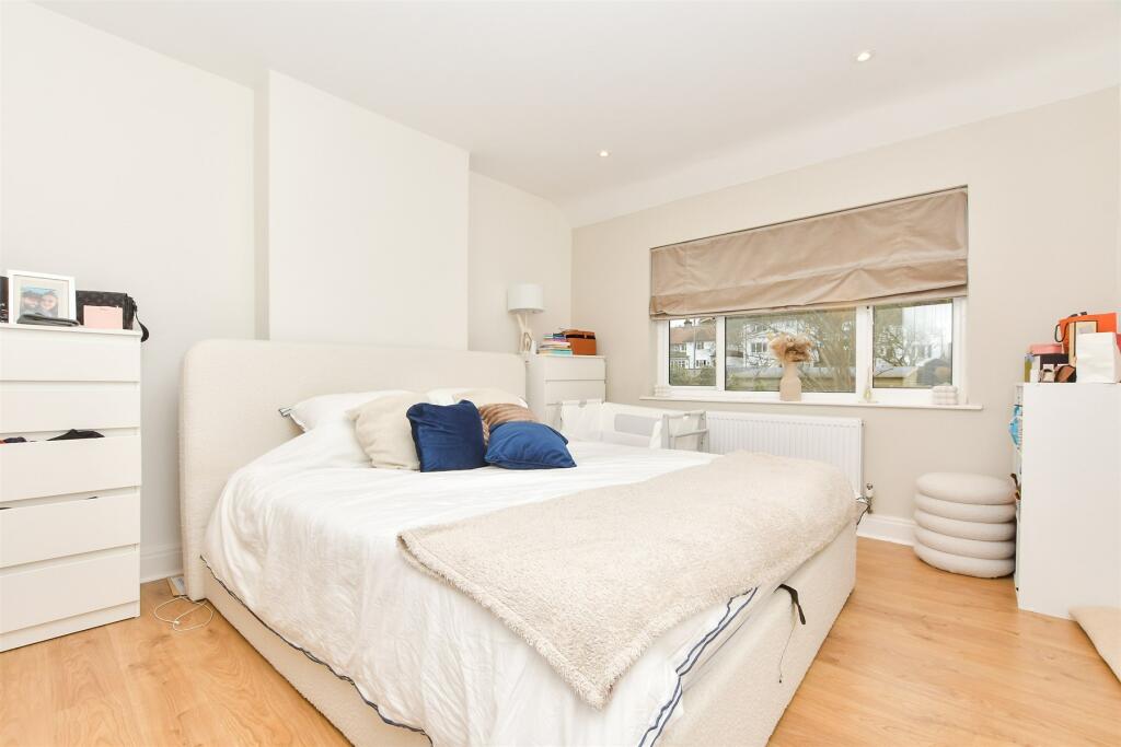 Additional image 6 of Brighton Road, Hooley, Coulsdon, Surrey