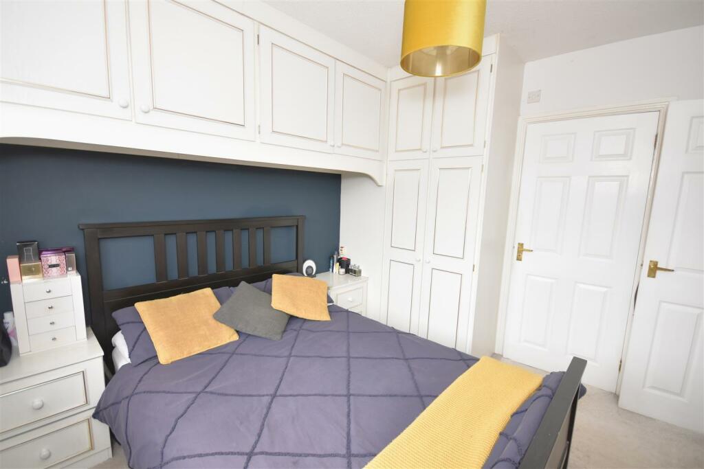 Additional image 12 of Neston Road, Willaston, Neston