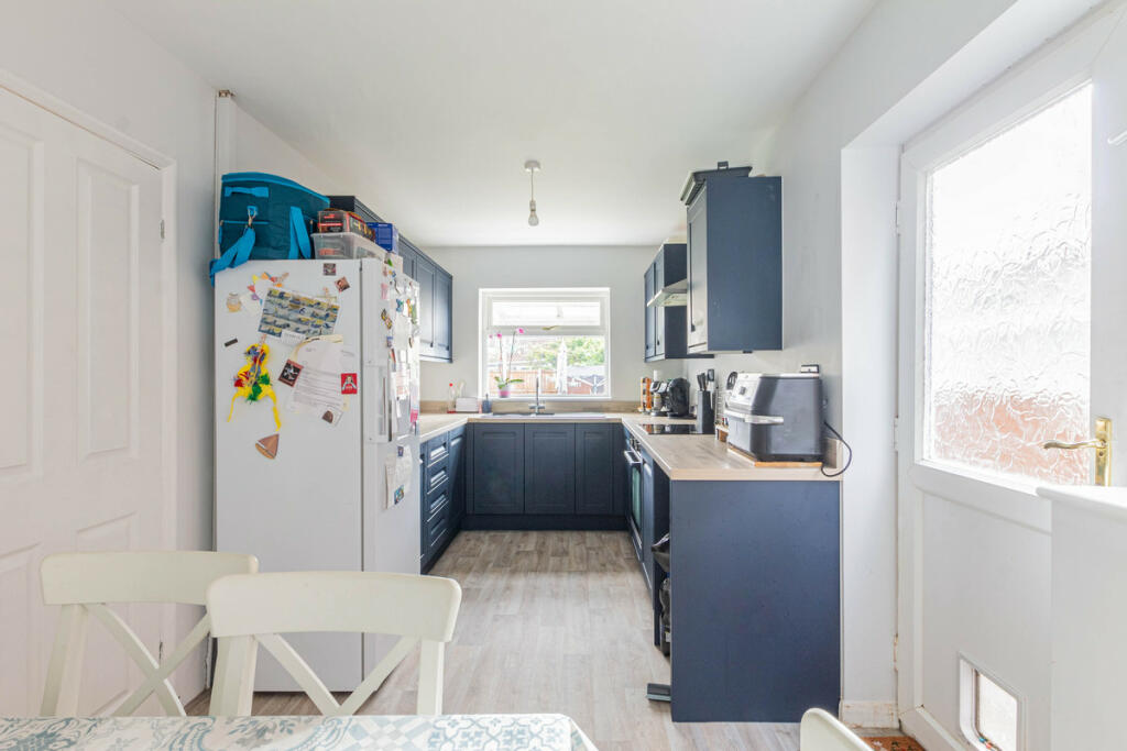 Additional image 5 of Silverthorne Close, Colchester, CO2