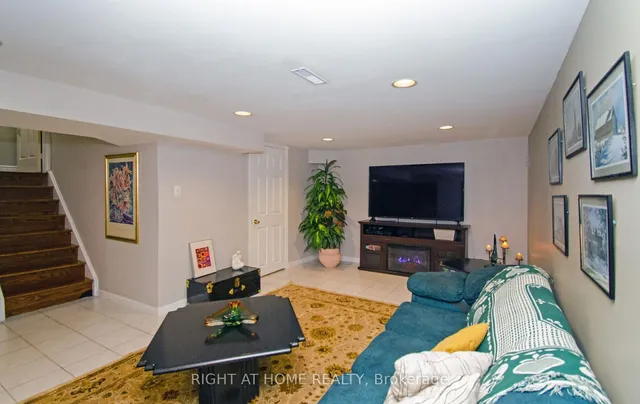 Additional image 30 of 54 Ferguson Pl