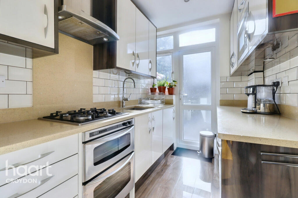 Additional image 5 of Thornton Avenue, Croydon
