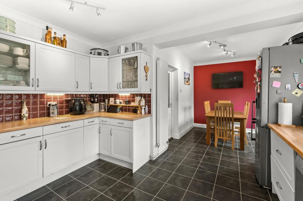 Additional image 3 of Wavell Avenue, Colchester, Essex, CO2