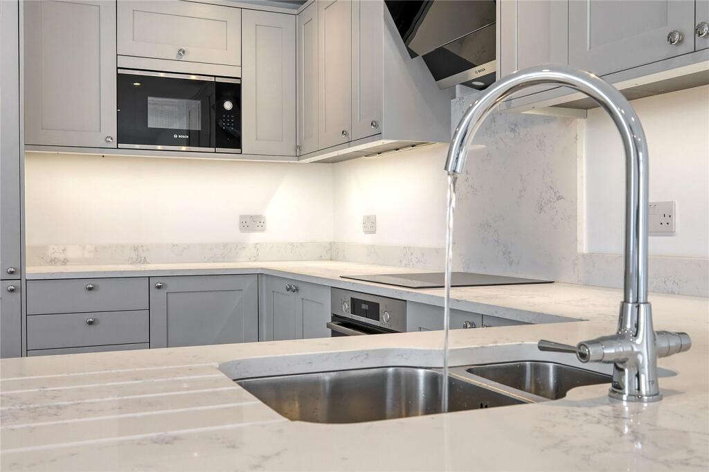 Additional image 7 of Hall Street, Chelmsford, Essex, CM2