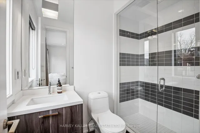 Additional image 24 of 137 Ranleigh Ave