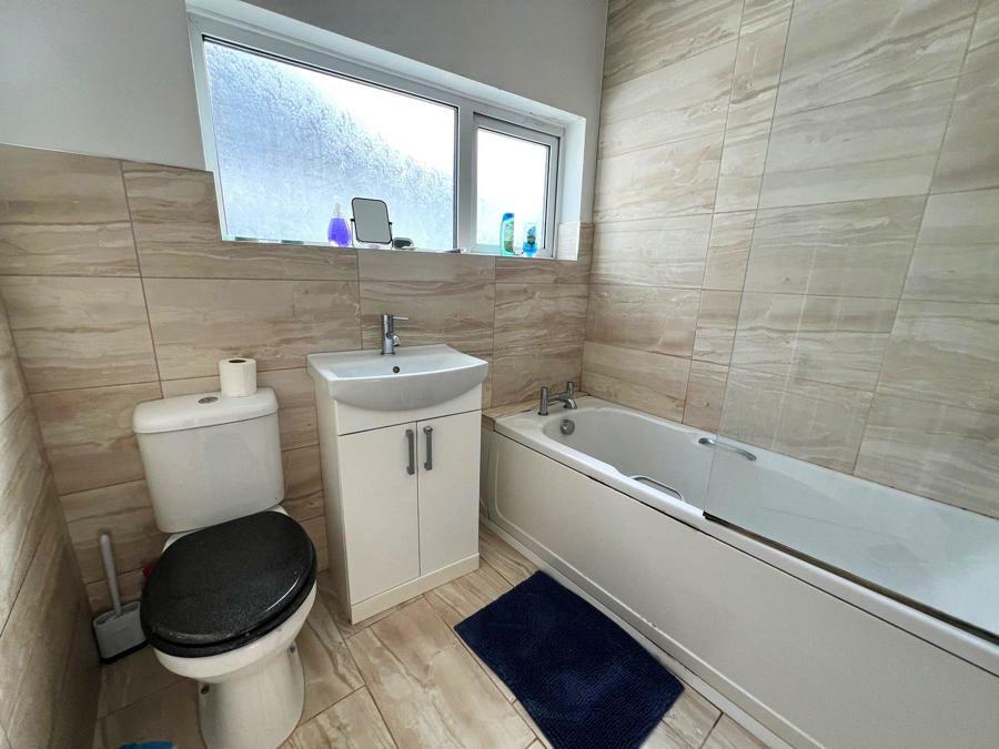 Additional image 7 of 219 Chipstead Valley Road, Coulsdon, Surrey