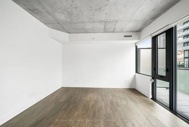 Additional image 11 of 185 Roehampton Ave Unit 702