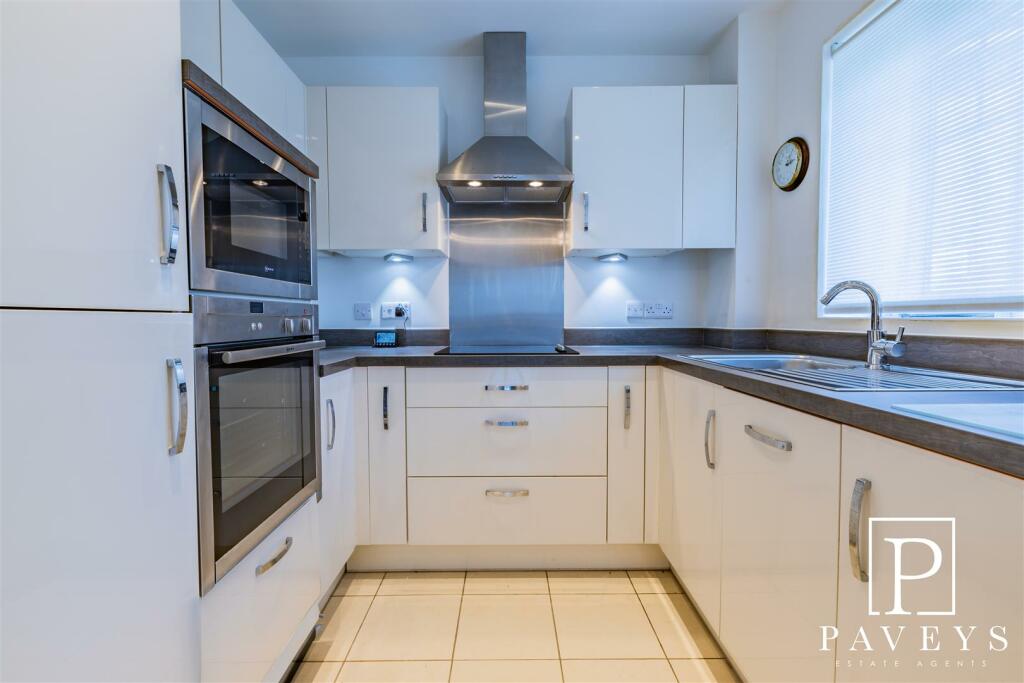 Additional image 4 of Hadleigh road, Frinton-On-Sea