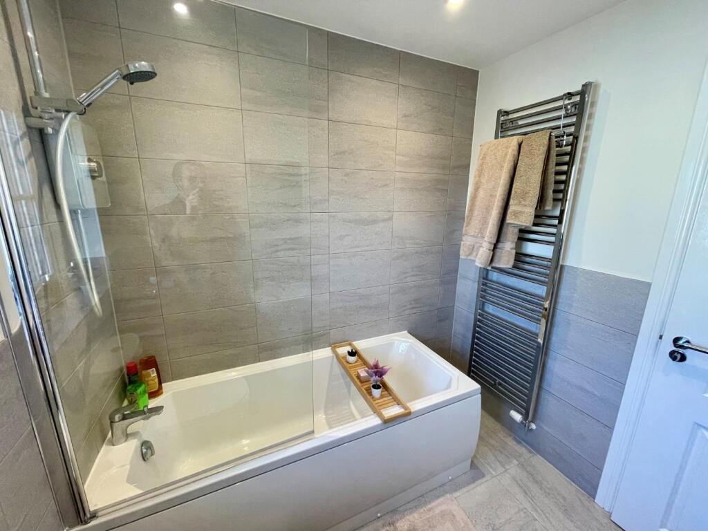 Additional image 31 of Standingwood Road