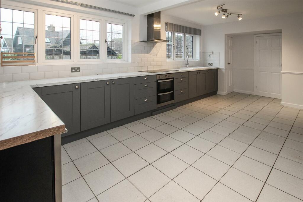 Additional image 5 of Orchard Piece, Blackmore