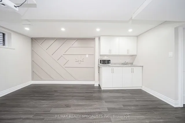 Additional image 28 of 86 Greenwich Circ