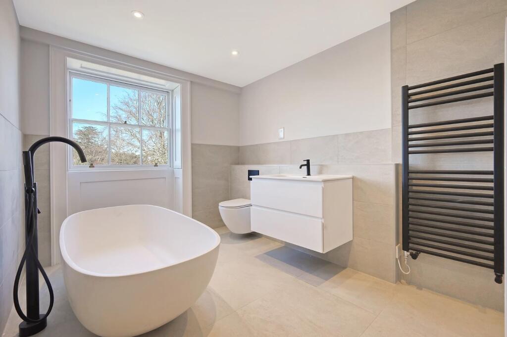 Additional image 11 of Brizes Park, Kelvedon Hatch