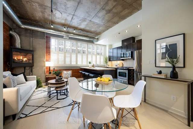 Additional image 3 of 10 Wellesley Pl Unit 101