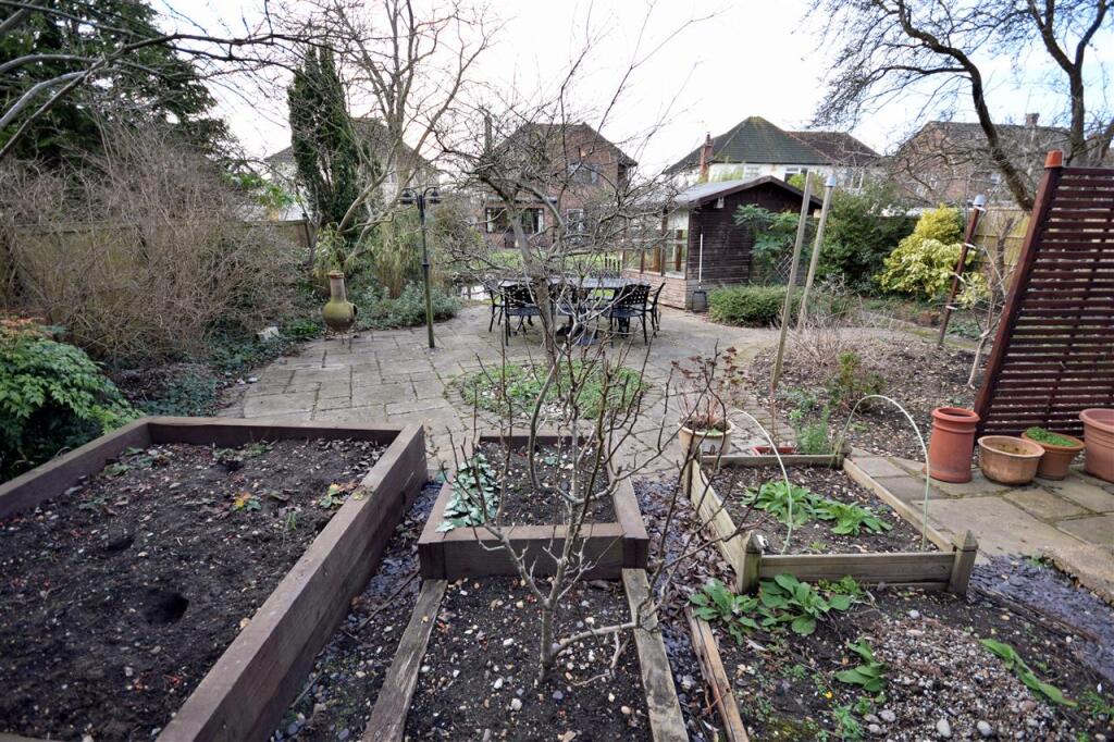 Additional image 28 of Chignal Road, Chelmsford