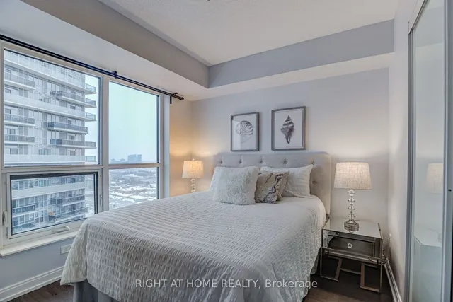 Additional image 20 of 255 Village Green Sq Unit 2601