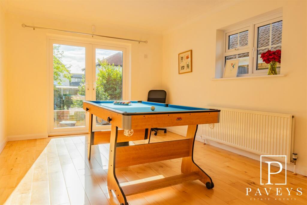 Additional image 11 of Waltham Way, Frinton-On-Sea