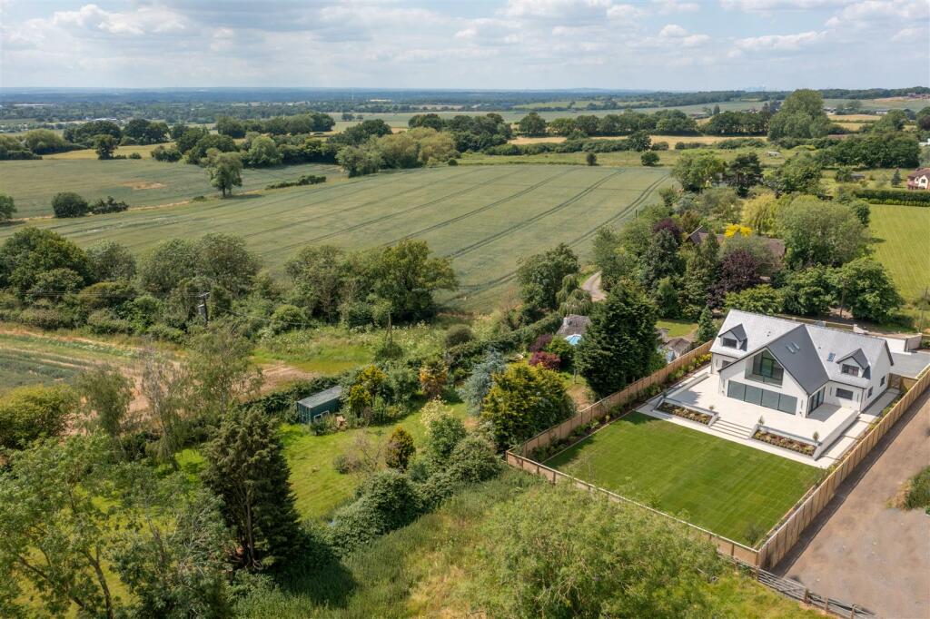 Additional image 6 of Broomhills Chase, Little Burstead, Billericay