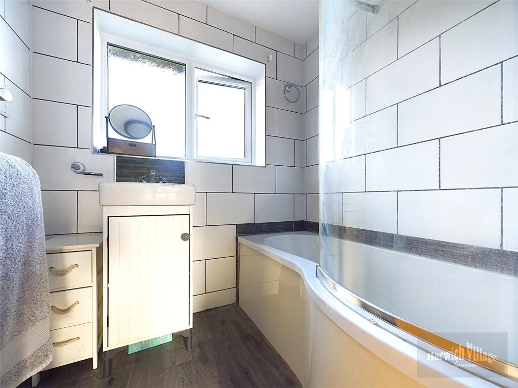 Additional image 8 of Richmond Crescent, Harwich, Essex, CO12