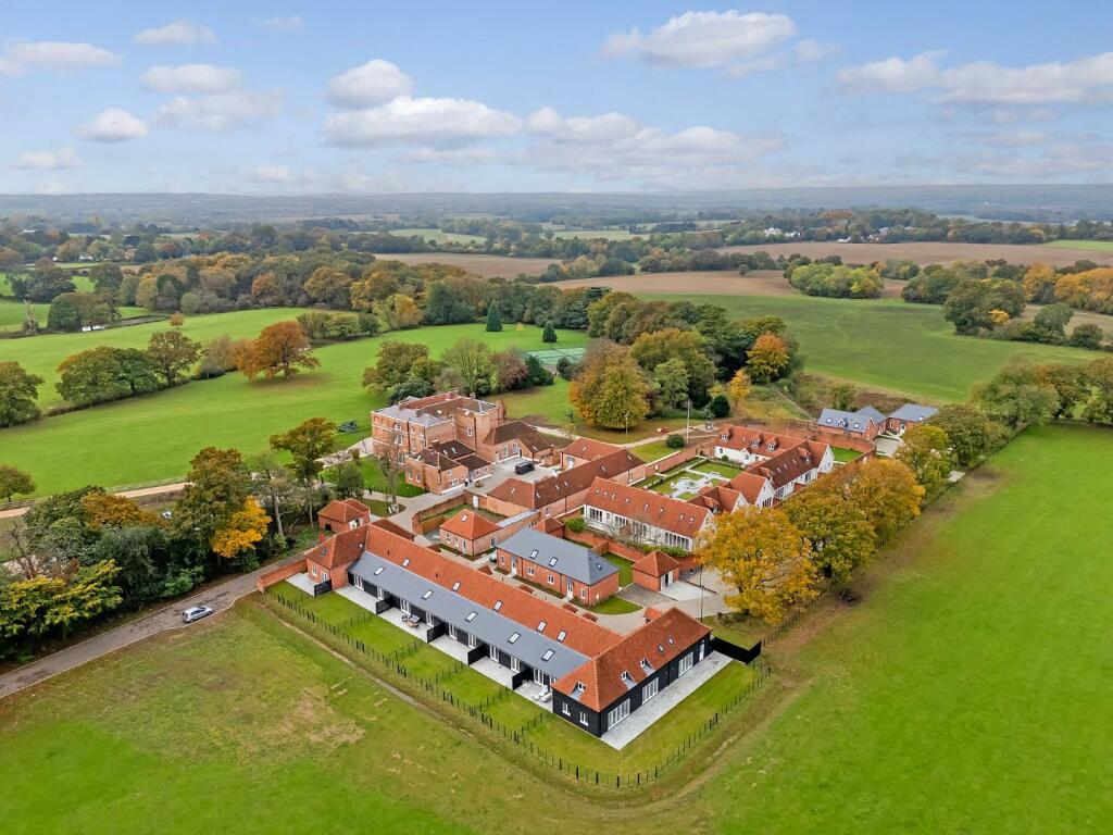 Additional image 24 of Brizes Park, Kelvedon Hatch