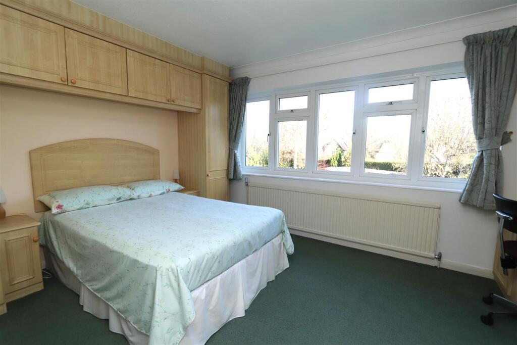 Additional image 12 of Roundwood Grove, Hutton Mount, Brentwood