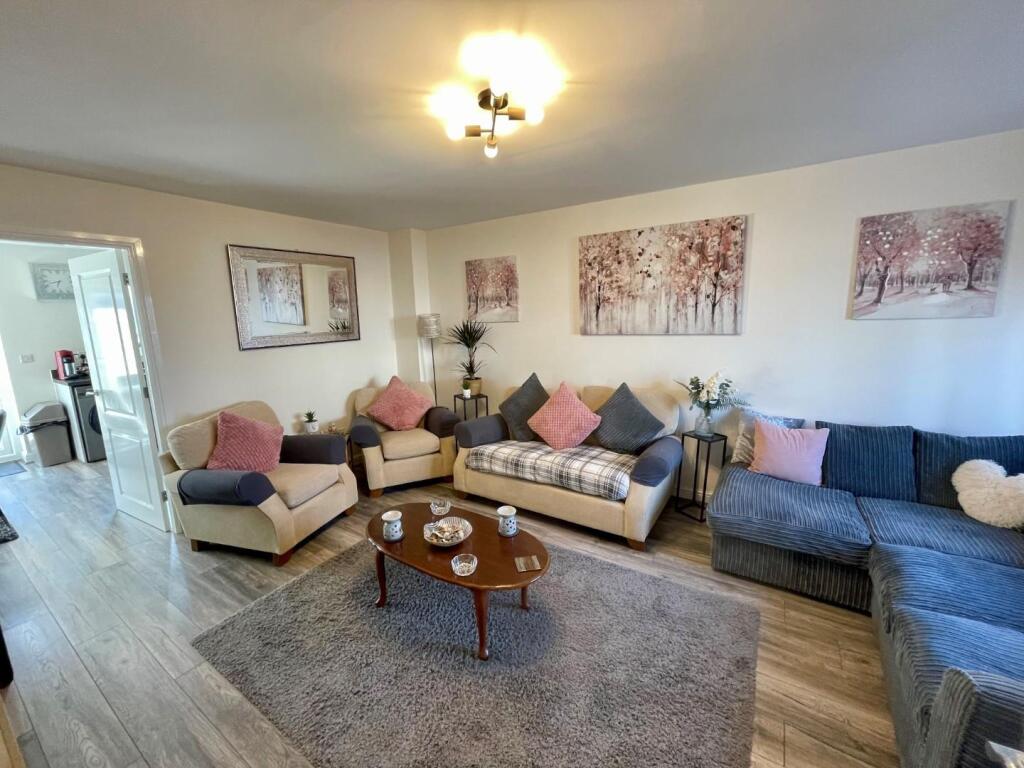 Additional image 4 of Standingwood Road