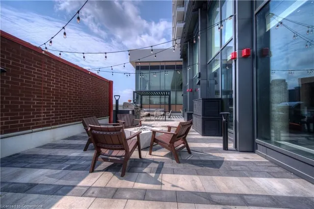 Additional image 32 of 15 Wellington St Unit 2804