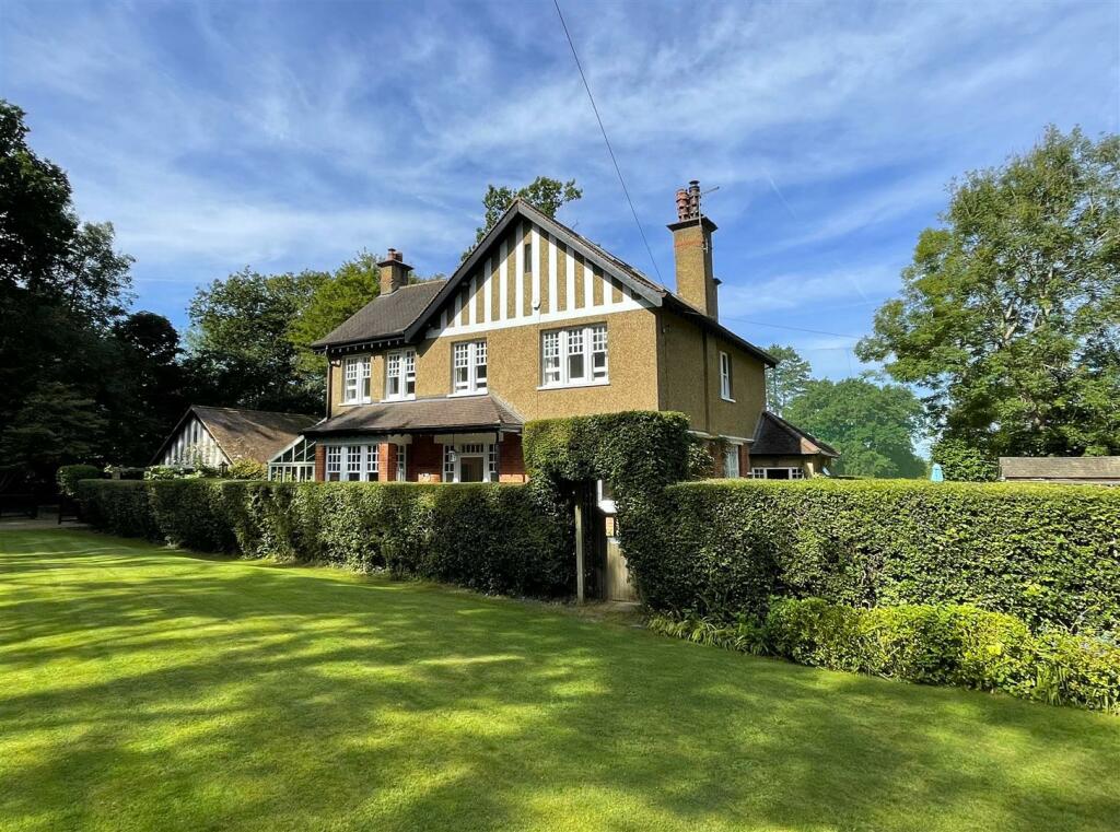 Additional image 43 of How Lane, Chipstead