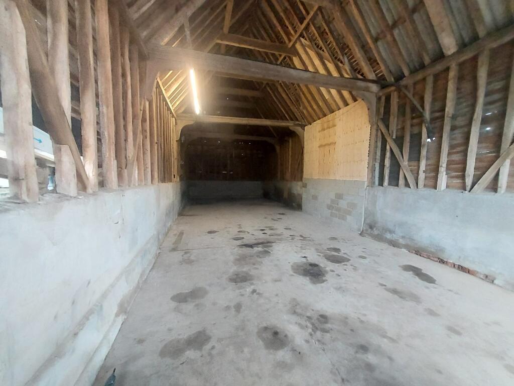 Additional image 6 of Little Oakley