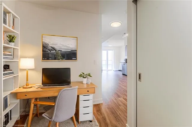 Additional image 7 of 15 Wellington St Unit 2804