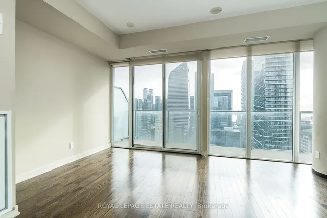 Additional image 5 of 126 Simcoe St Unit 3103