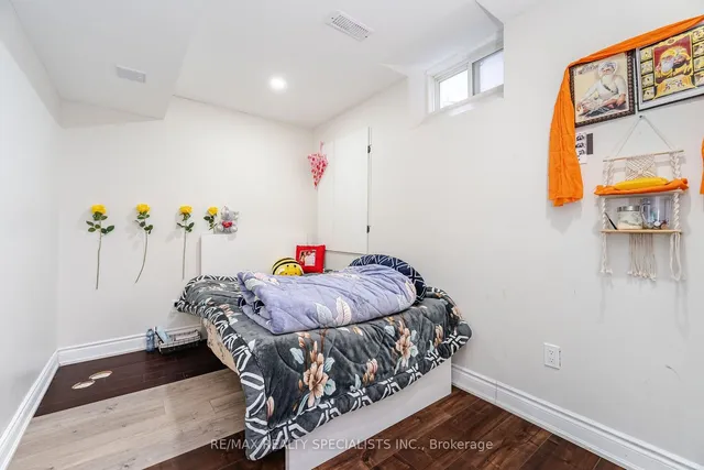 Additional image 33 of 186 Golden Springs Dr