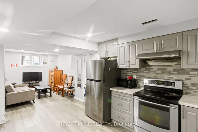 Additional image 31 of 8 Wainwright Dr