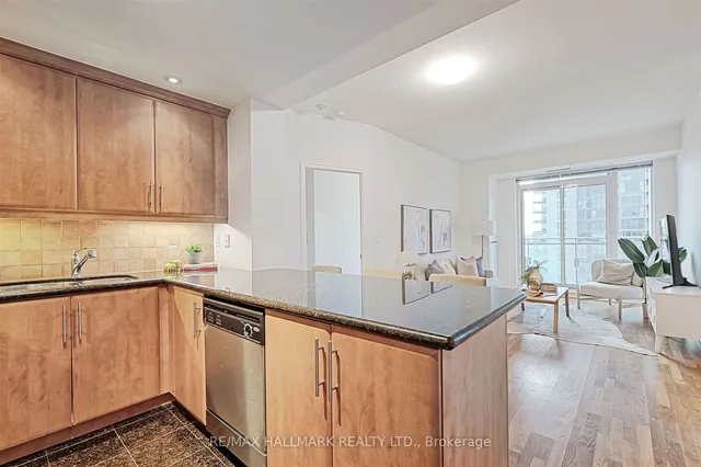 Additional image 11 of 628 Fleet St Unit 1303