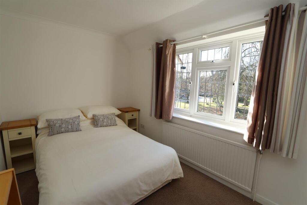 Additional image 14 of Roundwood Grove, Hutton Mount, Brentwood