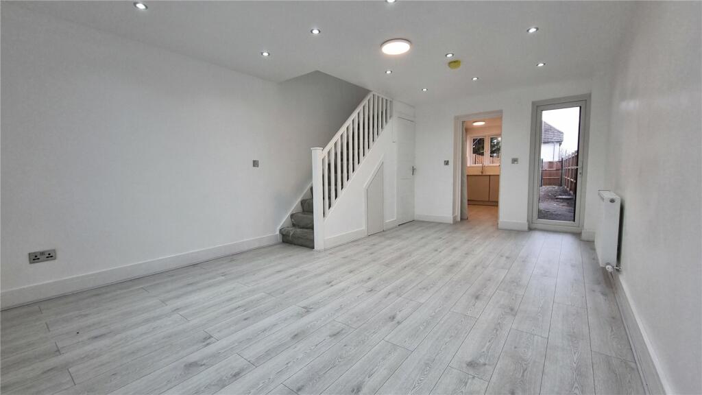 Additional image 2 of The Green, Main Road, Harwich, Essex, CO12