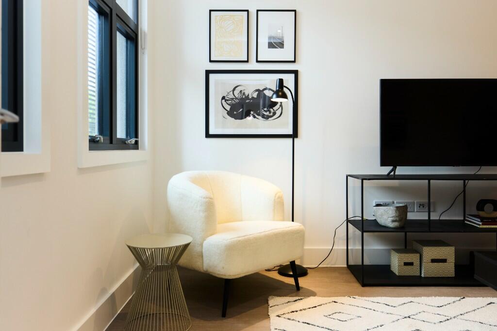 Additional image 5 of Streatham Road, Mitcham, Surrey, CR4