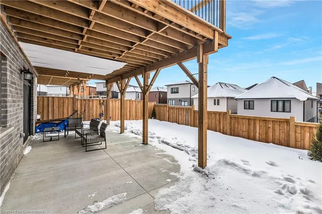 Additional image 43 of 528 Nathalie Cres